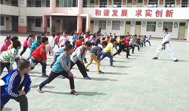 聊城兴华路小学网站(广宗县兴华小学校长)